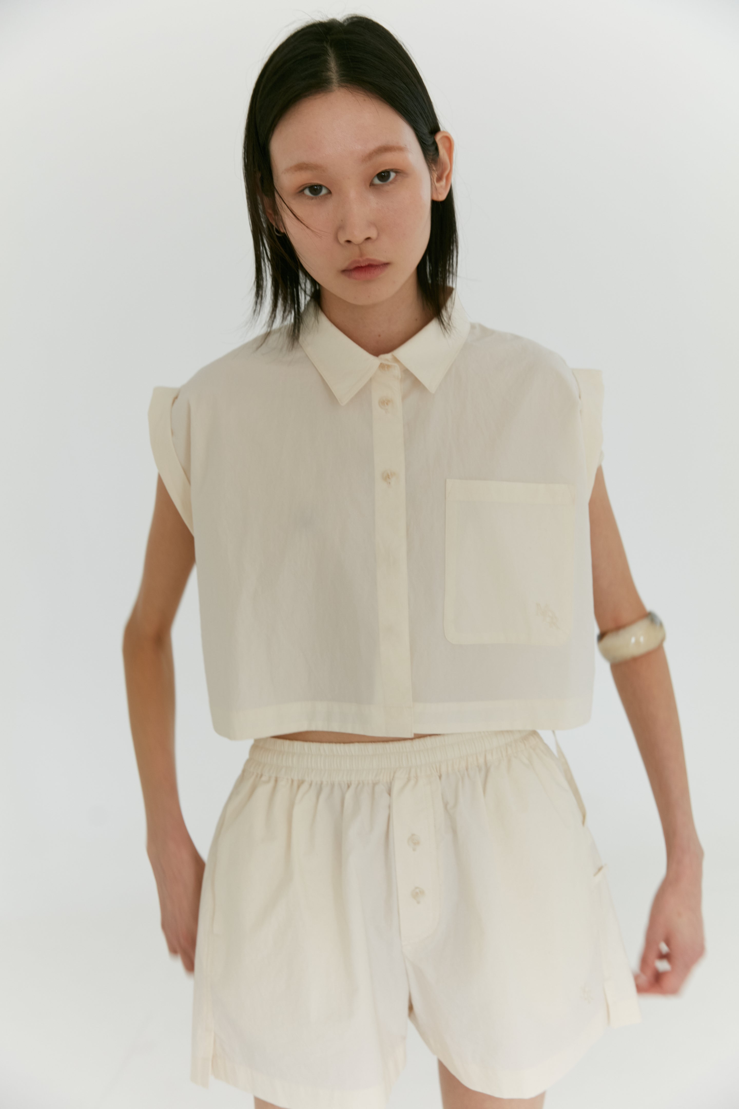 Gender Neutral Cropped Shirt